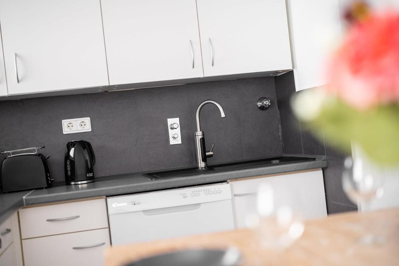 2 Bedroom Top Floor Apartment Direct On Marienplatz München Exteriör bild